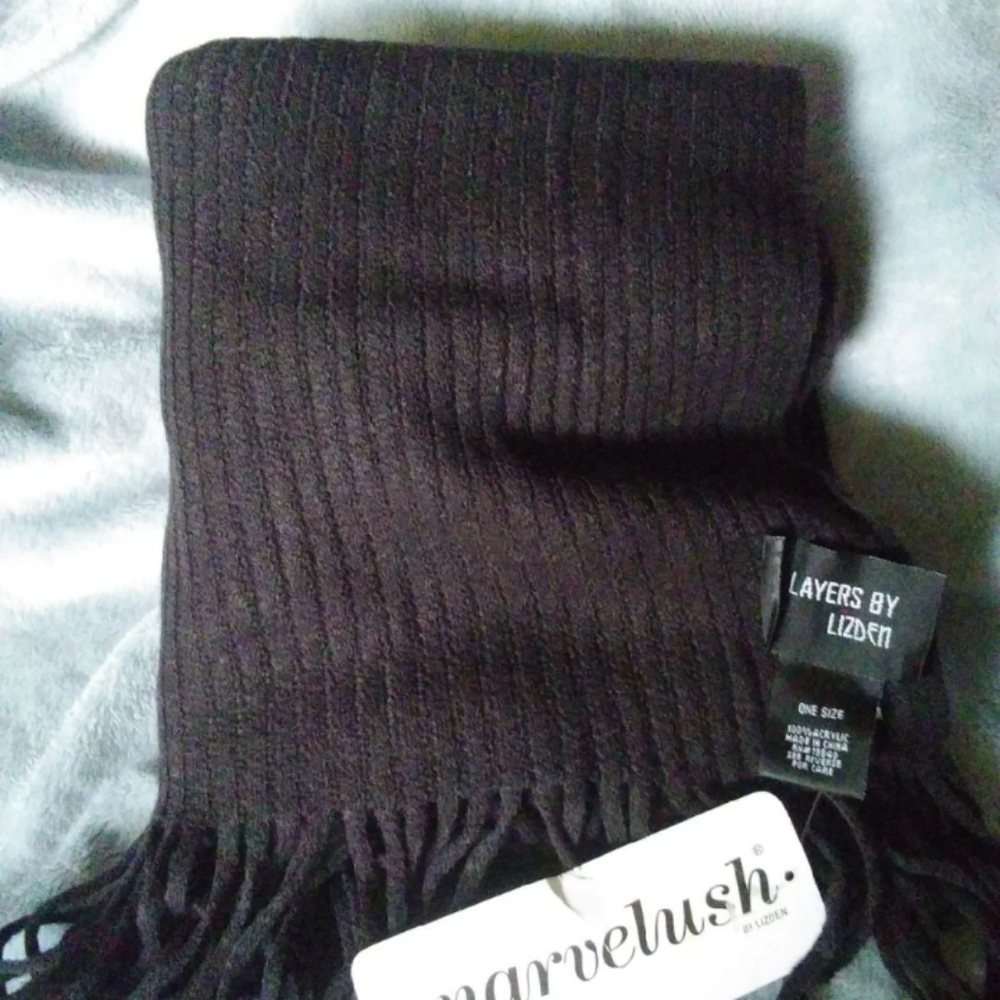 ♡2 NWT Marvelush scarf / shoulder wrap